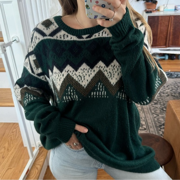 Junarose Dark Green and Cream Patterned Sweater - Picture 1 of 4